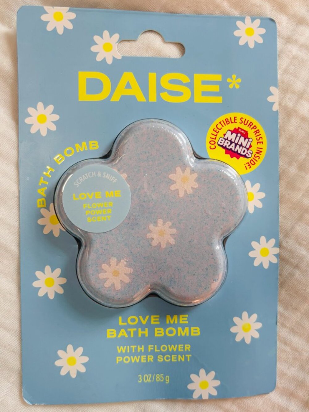 DAISE "Love Me" Bath Bomb (Flower Power Scent)